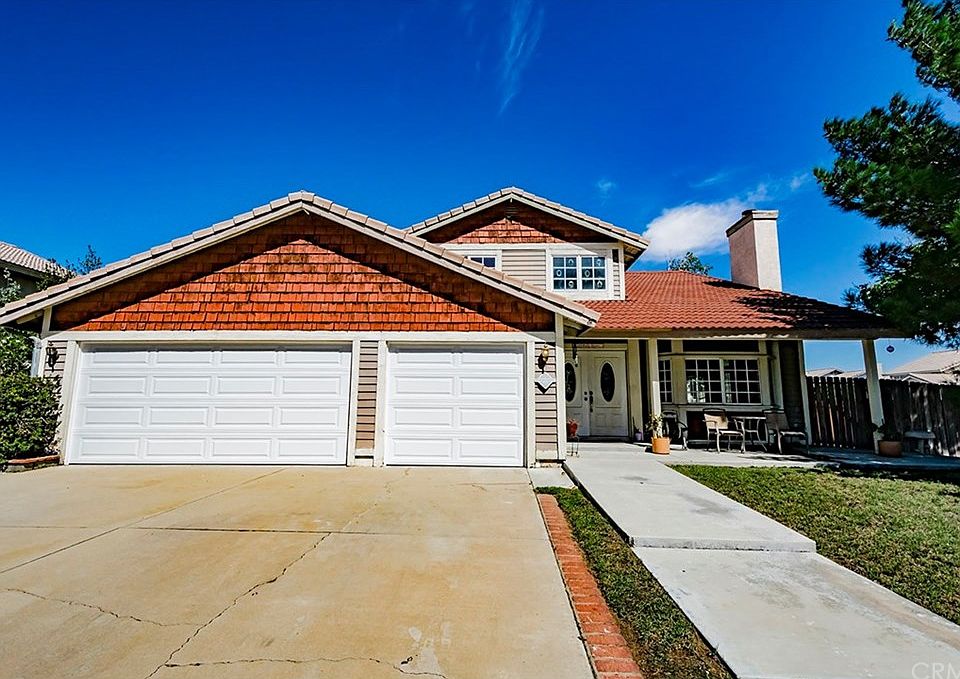 2nd image of 2429 N Geremander Ave