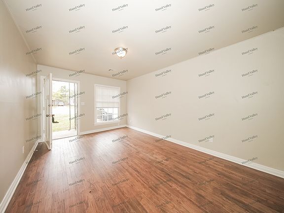 4th image of 3608 S Portland Ave