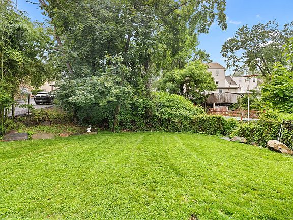 3rd image of 75 Coolidge Avenue