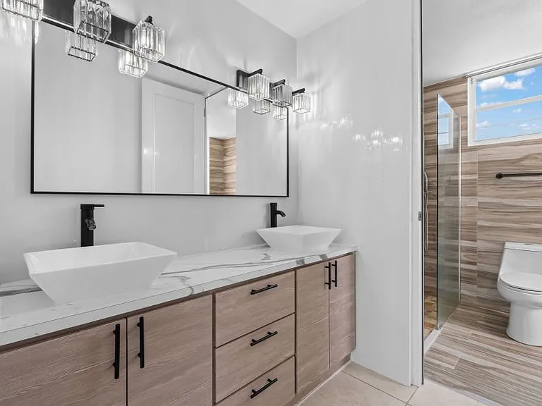 335 Calle Tiburom Urb Pass — Photo 16
