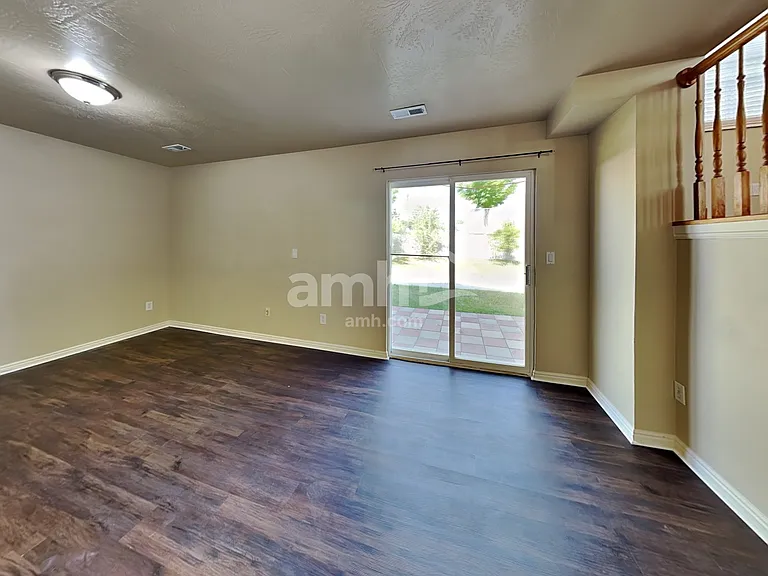 6334 S Clover Creek Ln — Photo 7