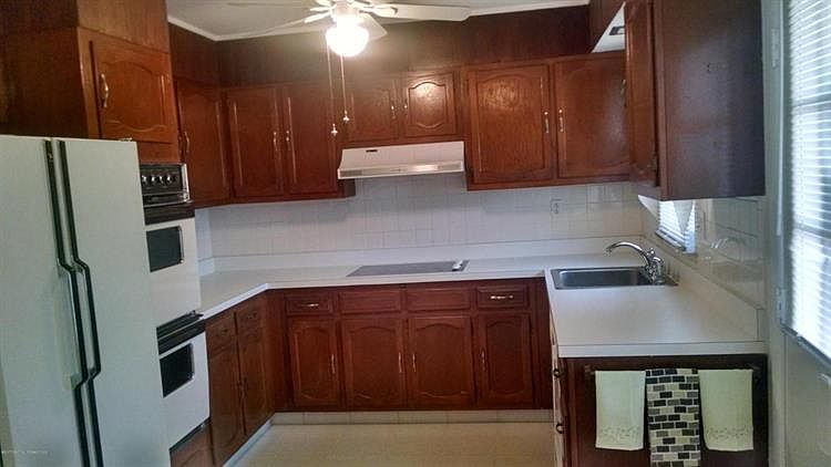 2nd image of 116C Buckingham Dr