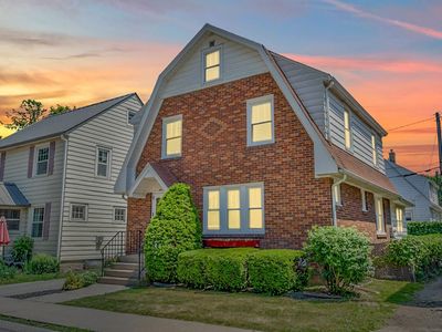 2013 Carey Ct, Madison, WI, 53704
