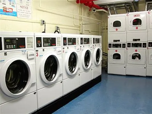 Sold by R New York | media 2