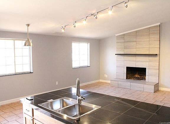 5th image of 8227 Walnut Creek Ln