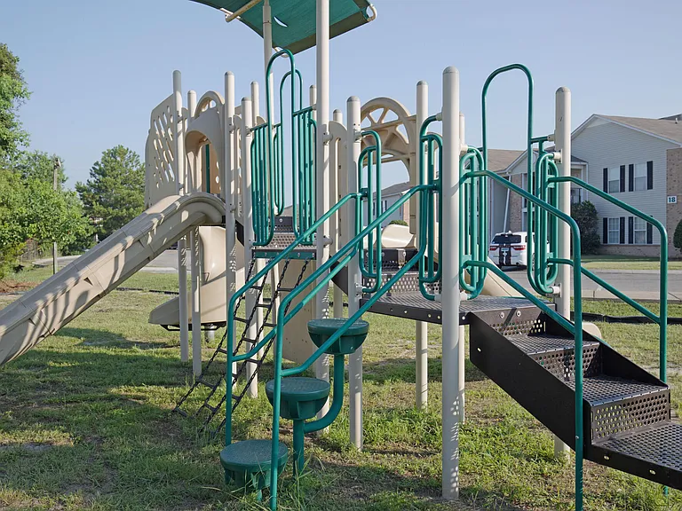 Cambridge Park — Photo 15