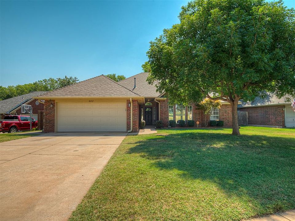 1st image of 18212 Scarlet Oak Ln