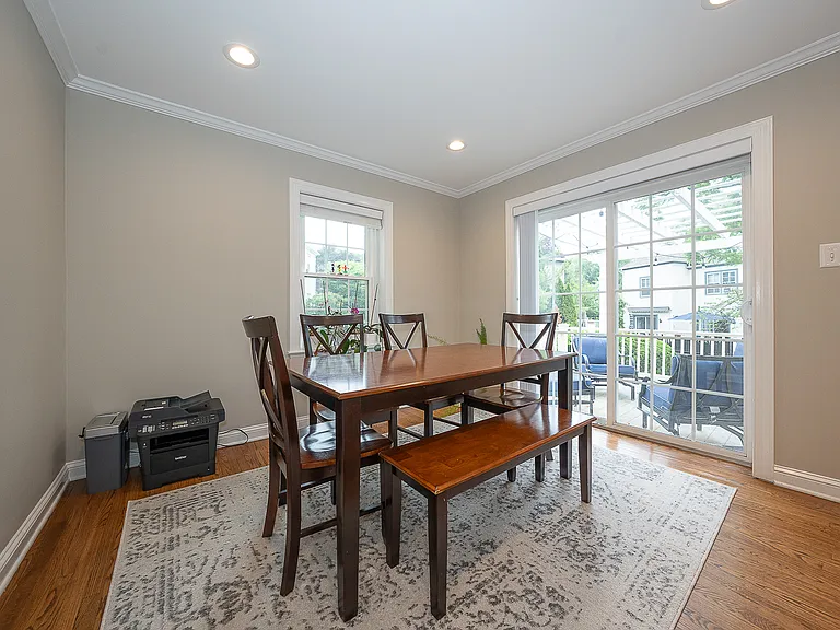 10 Hansen Ct — Photo 10
