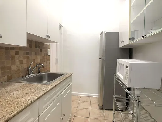 Rented by Compass | media 6