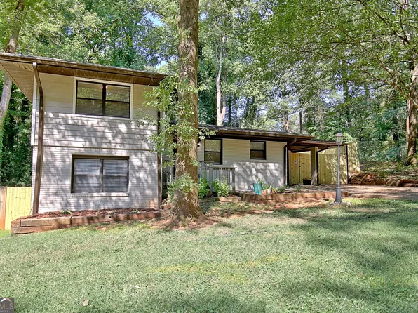 1453 Midview Dr, Decatur, GA 30032