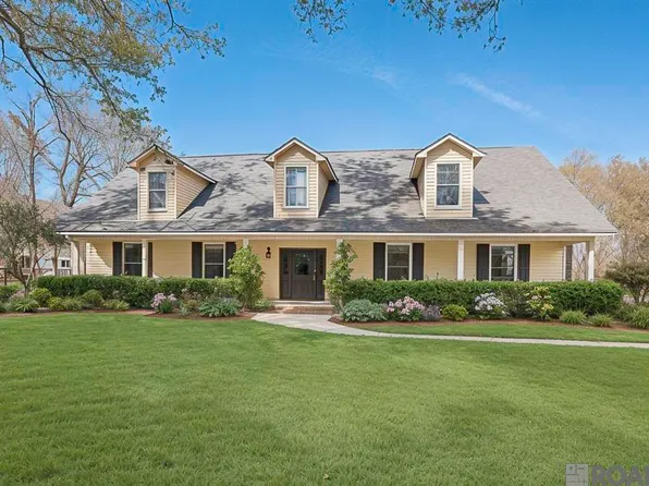 520 Pecan Dr, Saint Gabriel, LA 70776