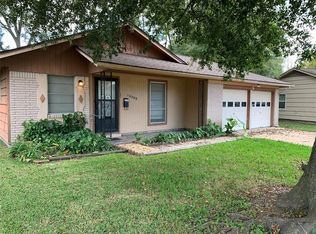 10222 Southport Dr, Houston, TX 77089