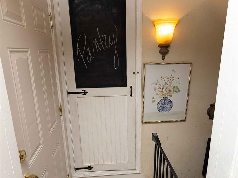 1227 N Jackson St, photo 25