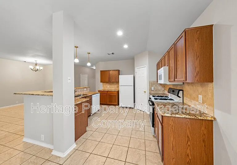 15846 Blue Sky Rd — Photo 9