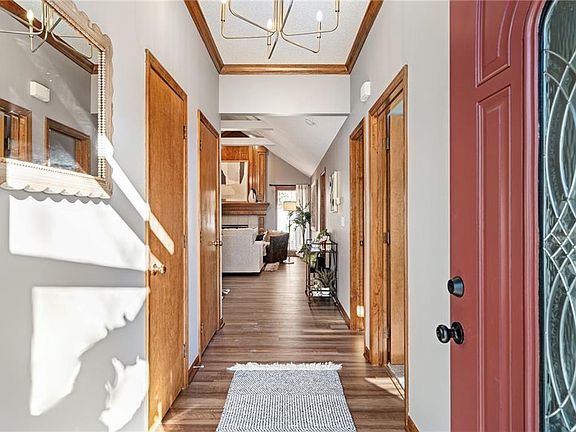 3rd image of 8531 N Chatham Cir