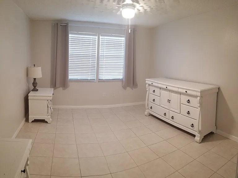 4022 Beaver Ln #800D — Photo 6