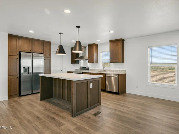 4101 E Dahlia Avenue, Rimrock, AZ 86335
