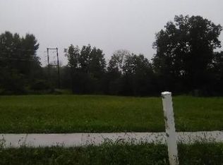 36 Bud Ave, New Oxford, PA 17350