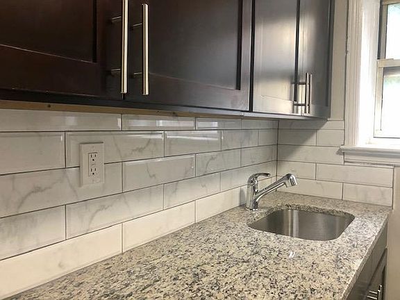 2nd image of 139 Halsted St APT 3F