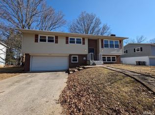 3527 S Roxbury Cir, Bloomington, IN 47401