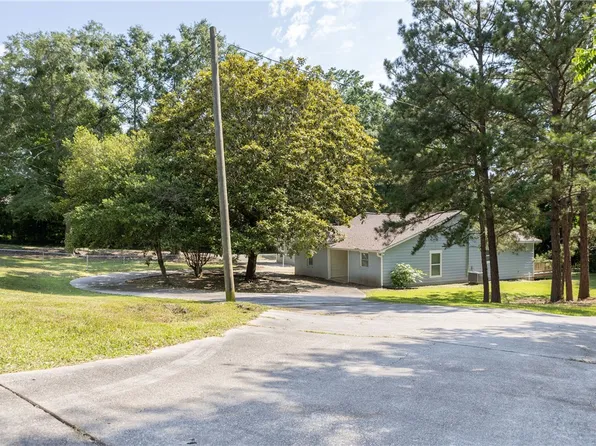 74 McMurrian Rd, Phenix City, AL 36869