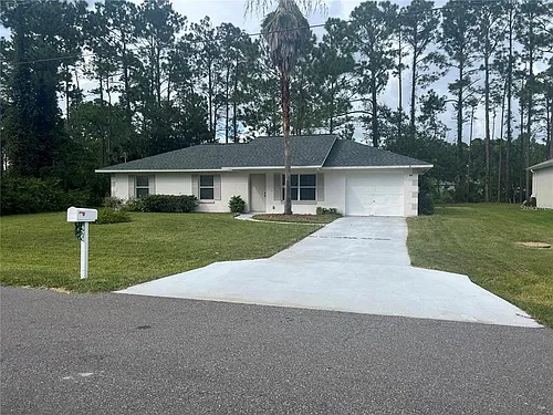 23 Richmond Dr Photo 1