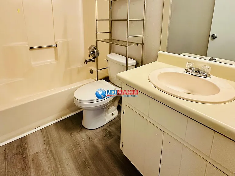 493 Stone Mountain St — Photo 10