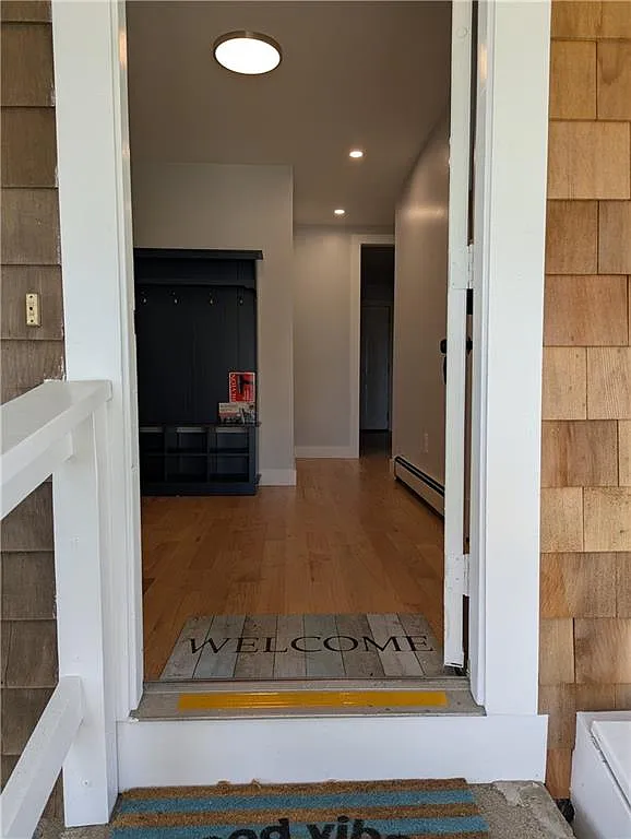 2 bed, 7.0 bath, 3000 sqft, $4,100 — Photo 4