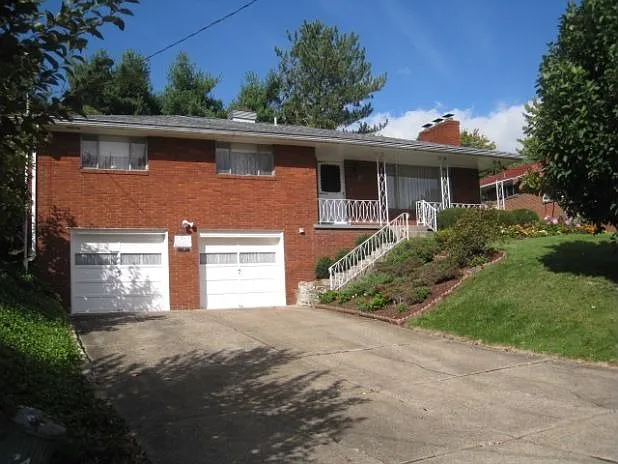 1193 Bucknell Dr photo 1