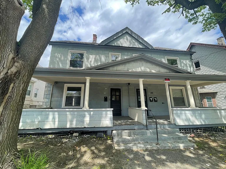 117-119 Lincoln St — Photo 21