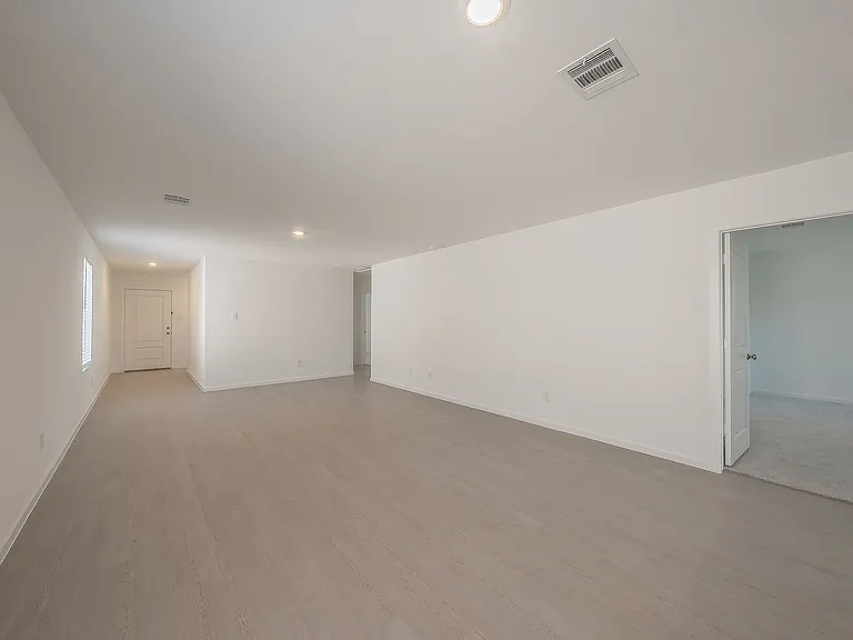 2105 Jesse James Ln — Photo 9