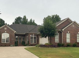 4715 Dover Ln, Conway, AR 72034