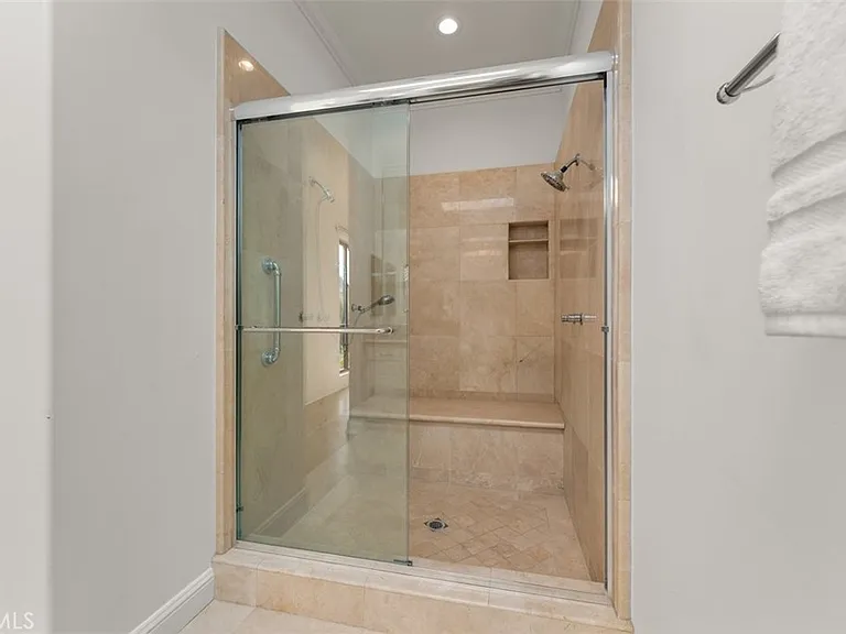 215 Poppy Ave — Photo 62
