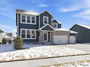 12111 S 209th St, Gretna, NE 68028