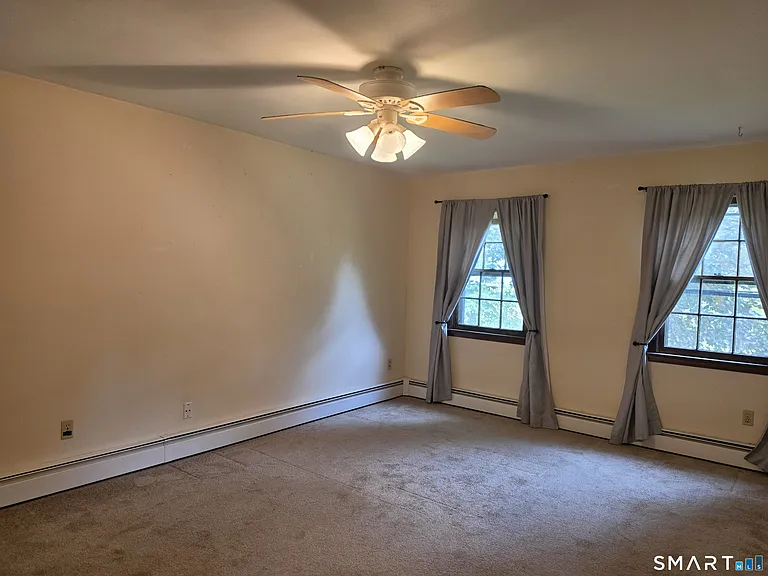 8 Squire Ln — Photo 21