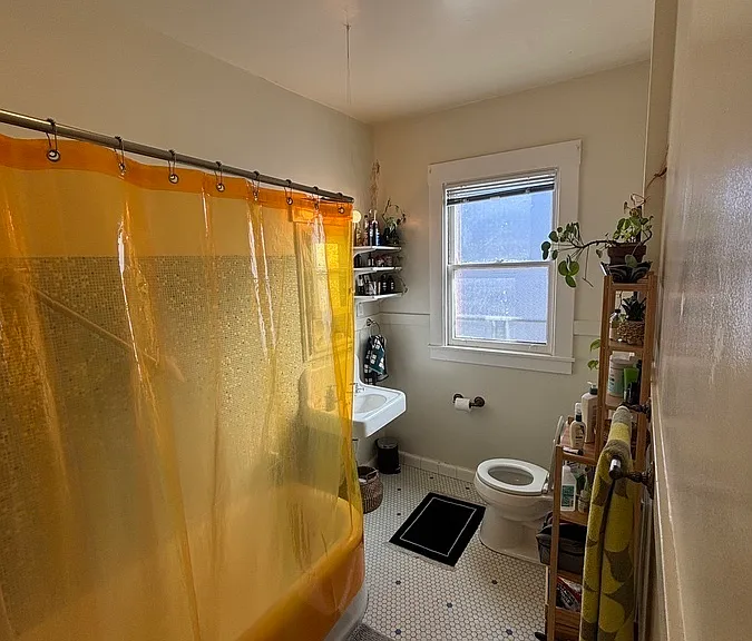 3805 Shafter Ave — Photo 14