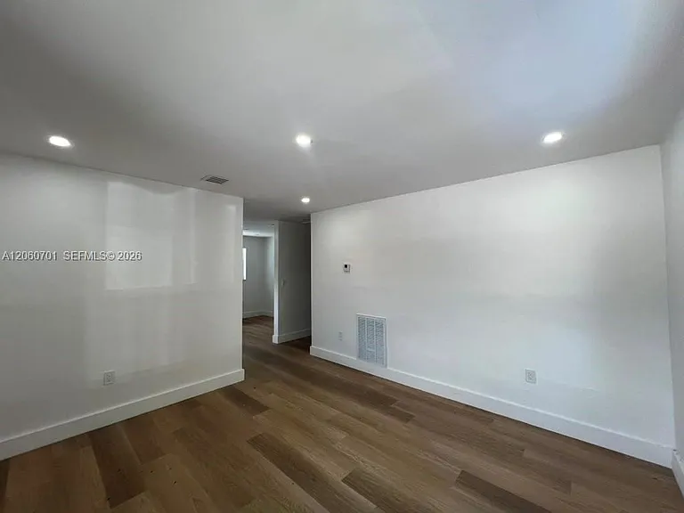 1239 SW 22nd Ave #1239 — Photo 16