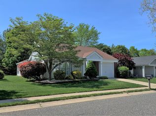 2238 Agincourt Rd, Toms River, NJ 08755