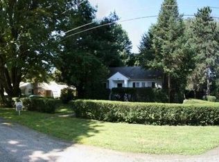 4 Ludlow Ave, Red Hook, NY 12571