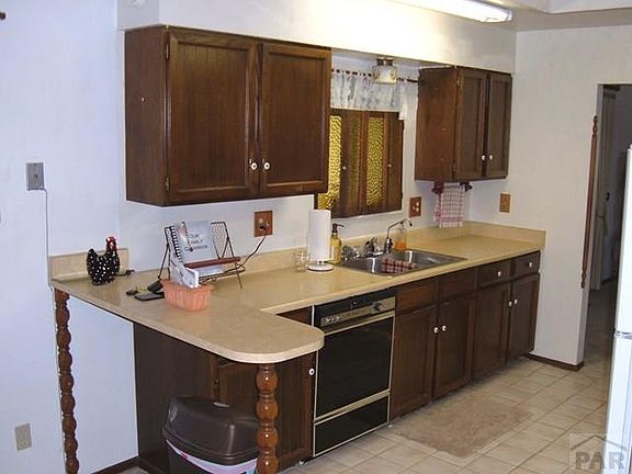4th image of 42 Chaparral Cir