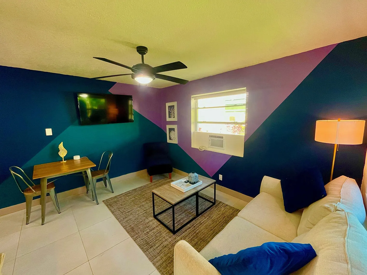 1 bed, 1.0 bath, 1194 sqft, $3,071 — Photo 3