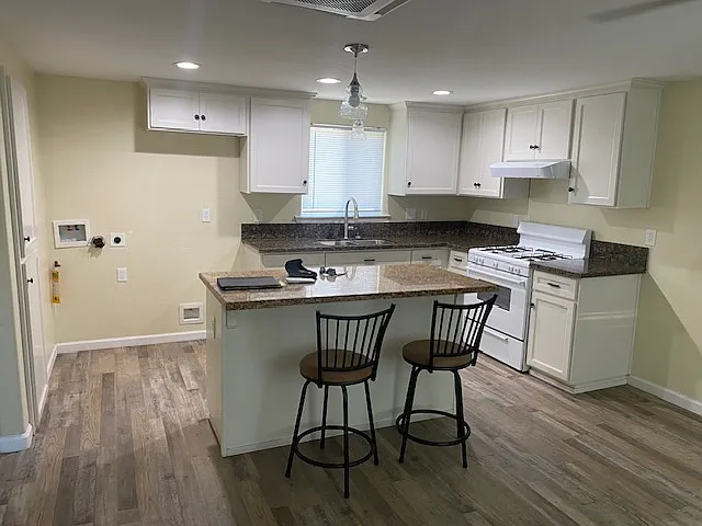 433 N F St #B — Photo 3