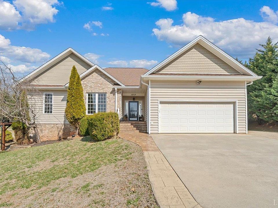 1st image of 1017 Hooper Woods Dr