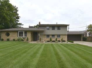 1702 Rocky Ford Rd, Columbus, IN 47203