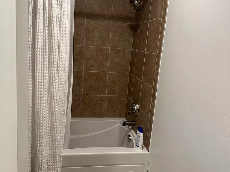 2nd Bathroom