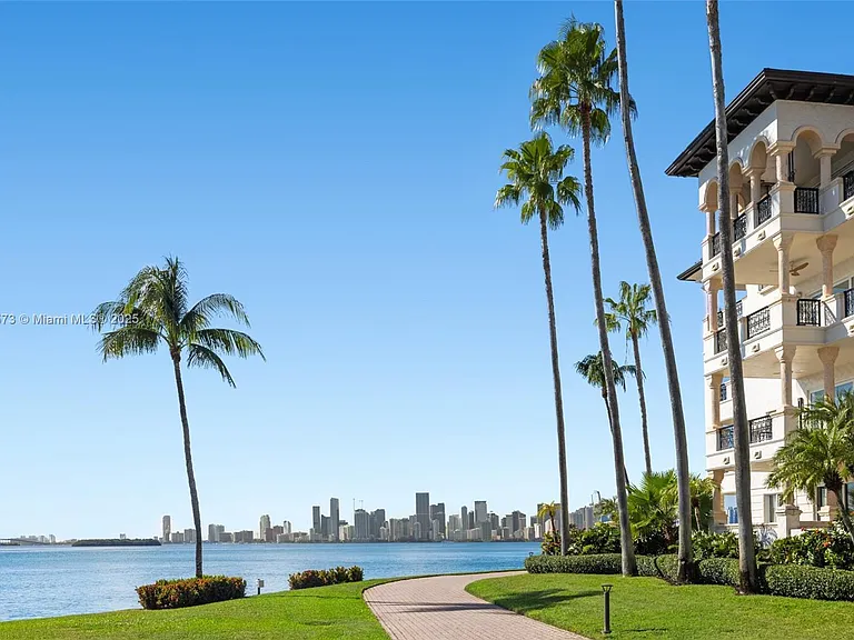 4924 Fisher Island Dr #4924 — Photo 9