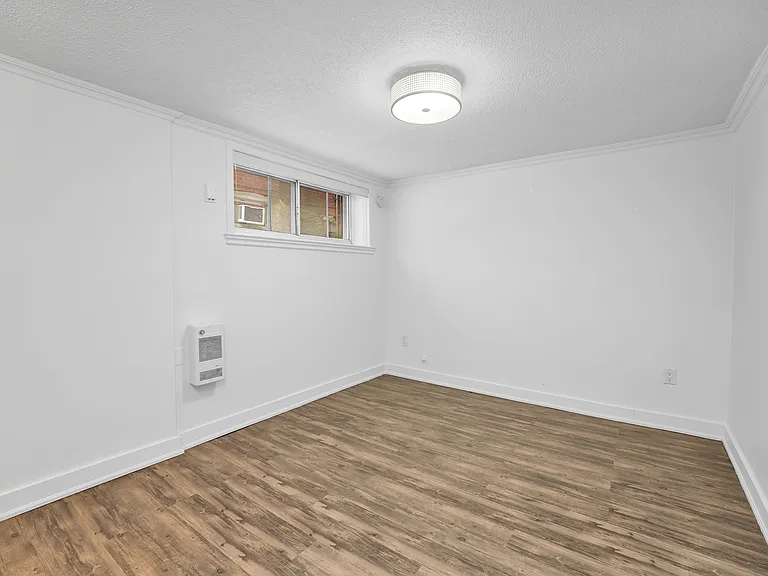 40 Beaty Ave #CH2 — Photo 8