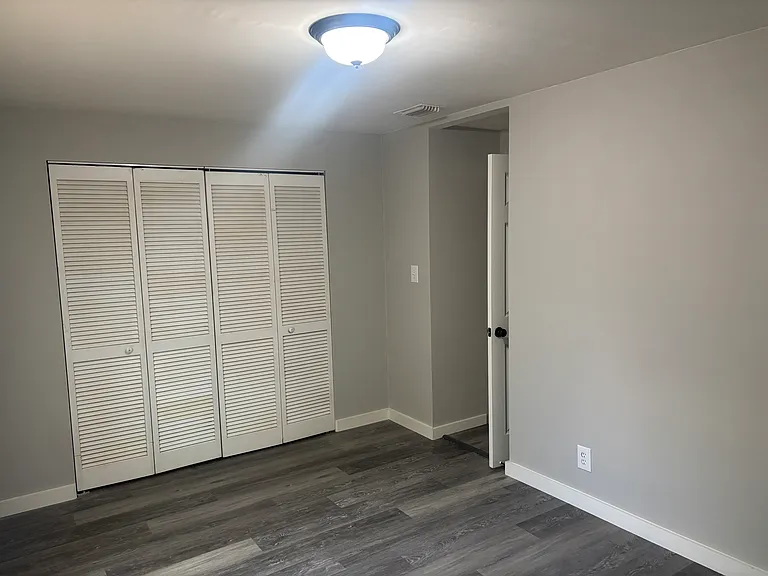 1516 Wilmont Ave — Photo 10