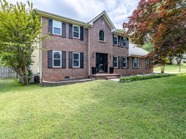 9505 Post Oak Dr, Ooltewah, TN 37363