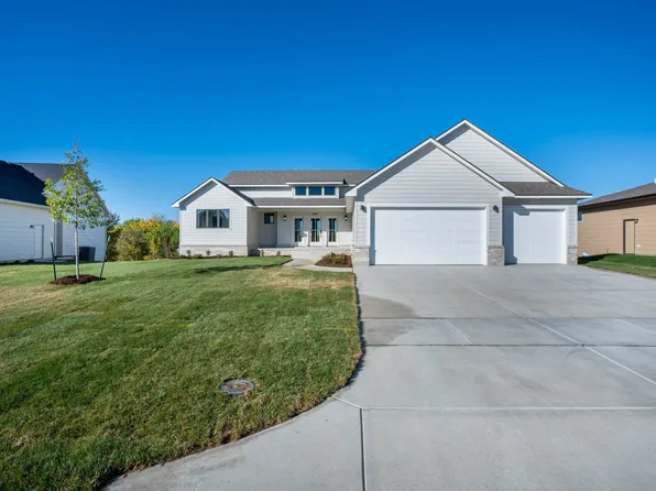 5249 N Hampton St, Bel Aire, KS 67226